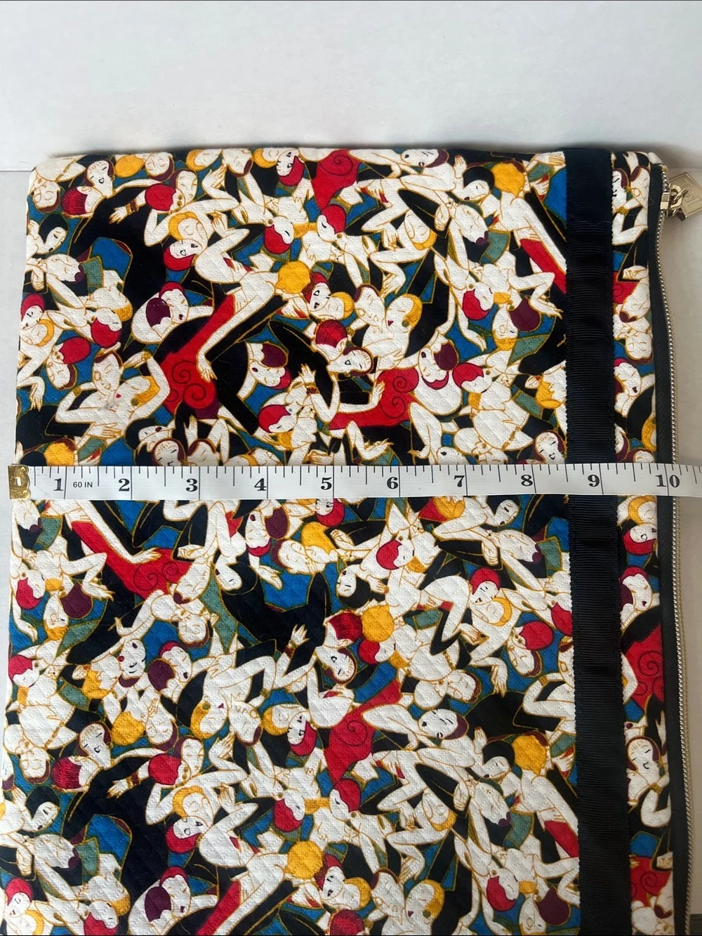 Carolina Herrera Neiman Marcus NY Padded Cosmetic/Laptop Travel Pouch/Bag